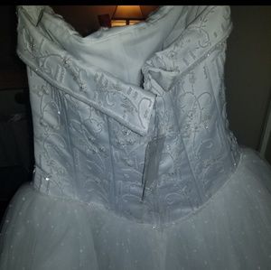 Davis bridal wedding gown